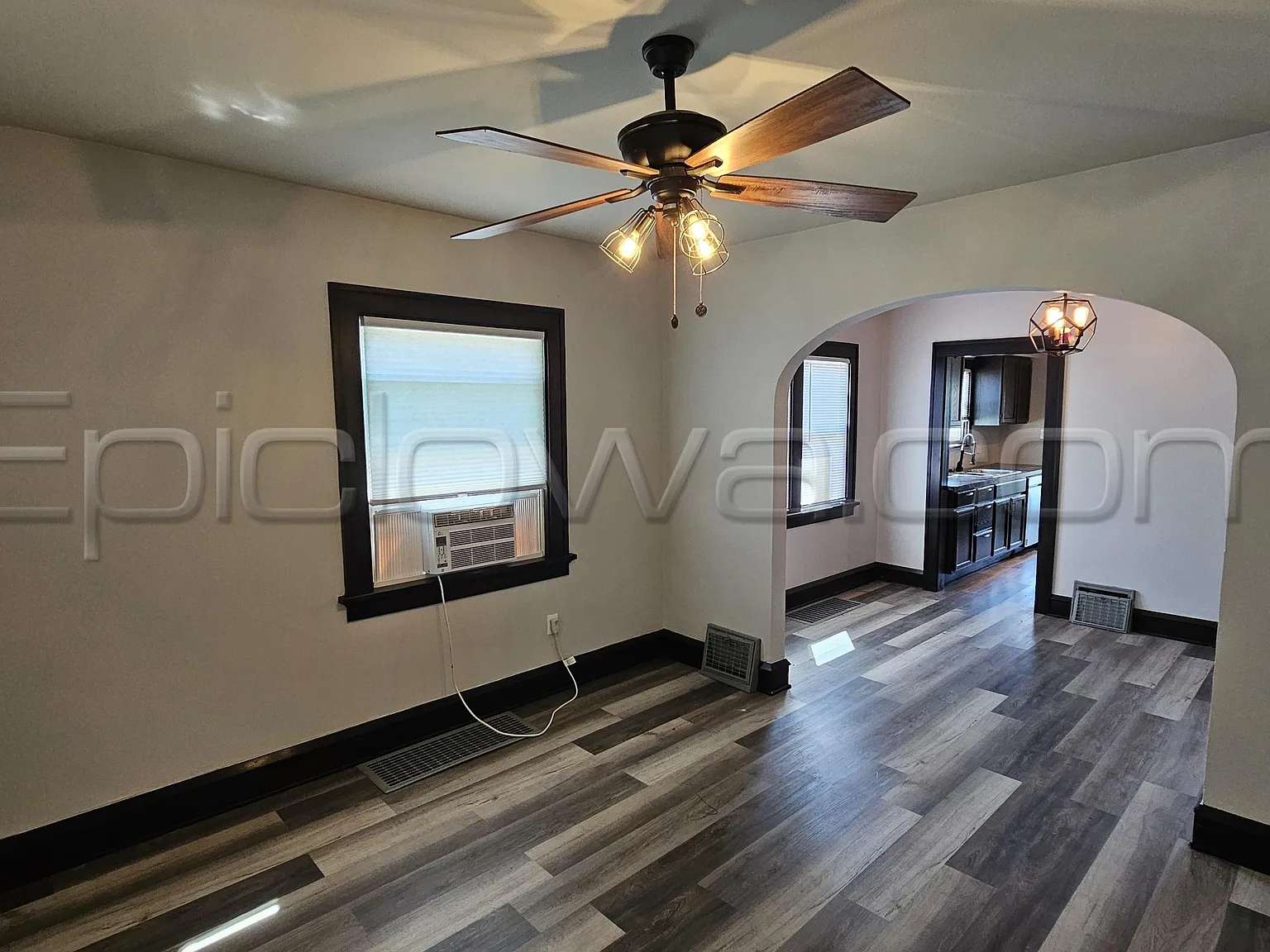 148 Bowling Street SW - 1 — Photo 4