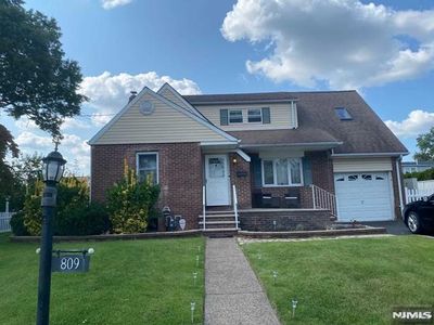 809 Saddle River Rd, Saddle Brook, NJ, 07663
