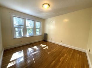 41 Wendell St APT 22, Cambridge, MA 02138