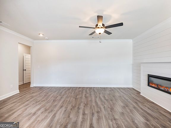 5th image of 208 Grand Highlands Ct