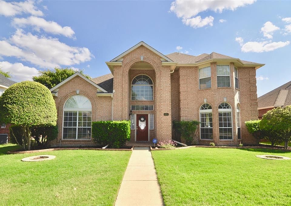 1st image of 631 Beal Ln