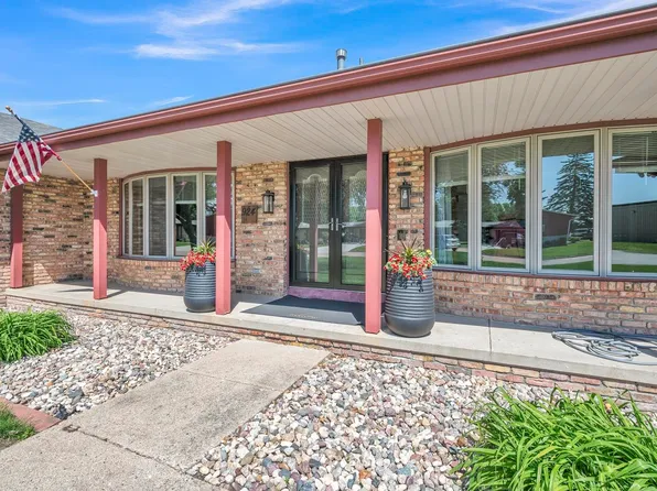 924 1st Ave SW, Spencer, IA 51301