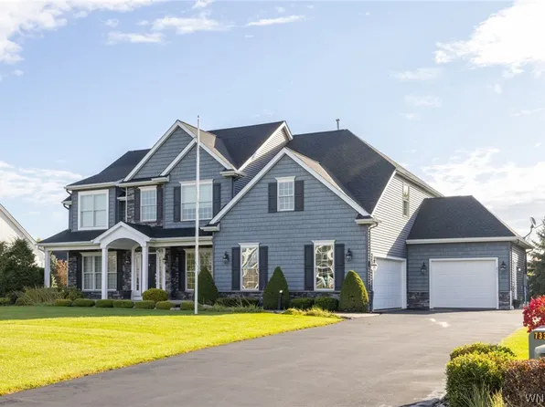7337 Paddock Ridge Rd, North Tonawanda, NY 14120