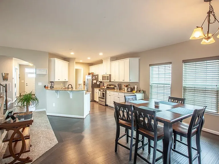 1711 Wickham Way — Photo 4