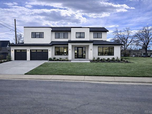 5th image of 3292 Benton Street