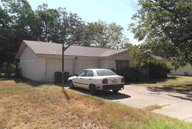 2nd image of 603 Henslee Dr