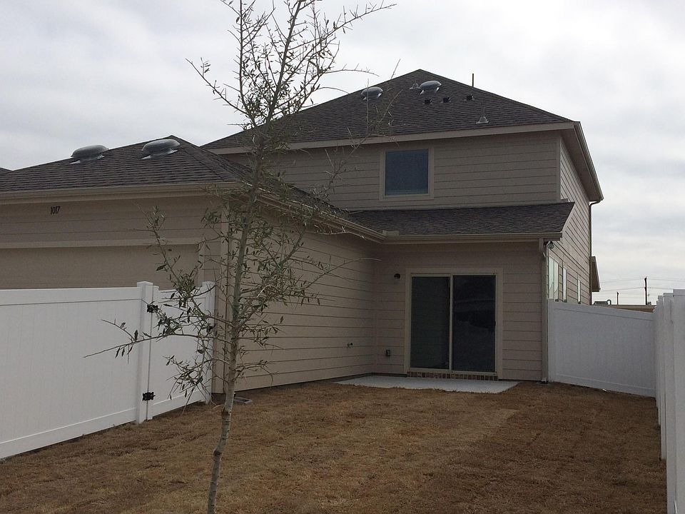 1017 Bruni Ct, Aubrey, TX 76227 Zillow