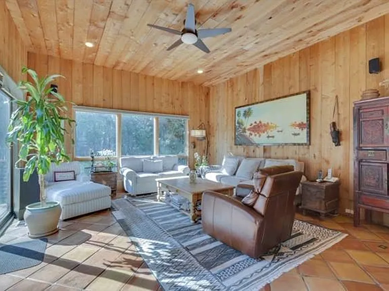 1 Spread Oak Ln — Photo 1