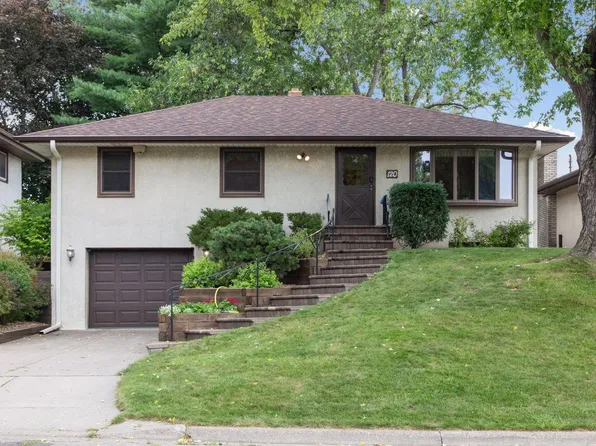 120 17th Ave N, South Saint Paul, MN 55075