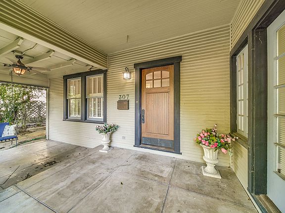 4th image of 307 Rosemary Ave