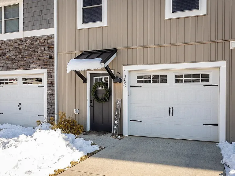 1360 Palomino Trl — Photo 2