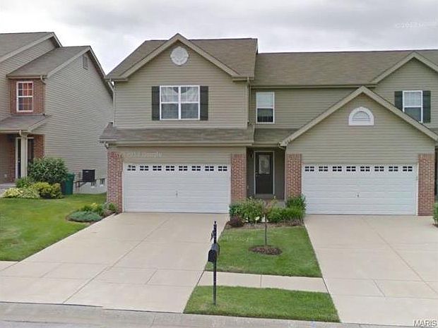 1st image of 866 Foxgrove Dr