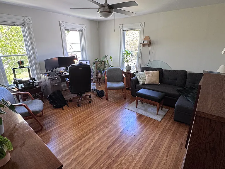 77 Hamilton St #77 — Photo 8