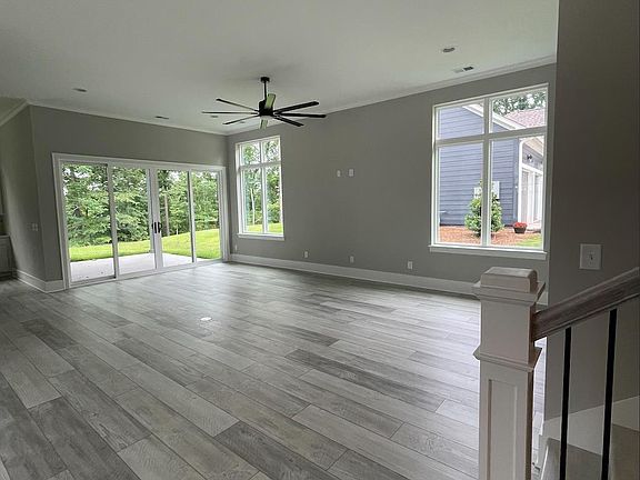 4th image of 4684 Brexton St