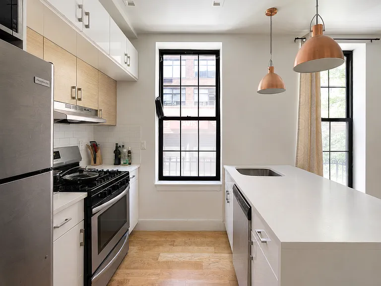 187 State St #2 — Photo 6