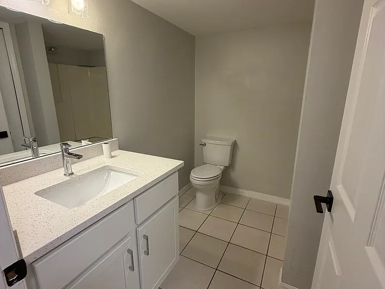 501 Orange Grove Ave S — Photo 9