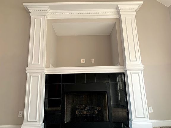 3rd image of 1197 Channelview Dr