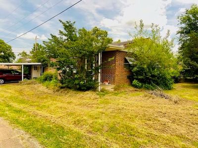 200 E Green St, Meeker, OK, 74855