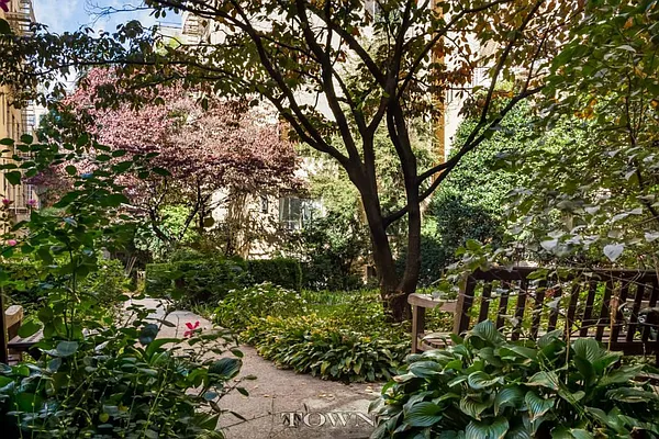 Sold by Town Residential | media 5