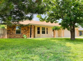 511 Floyd Ave, Dumas, TX 79029