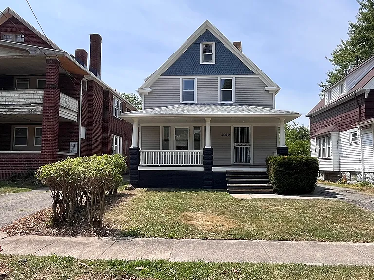 3550 E 149th St — Photo 16