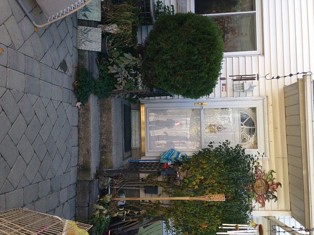 1st image of 412A Weser Ave