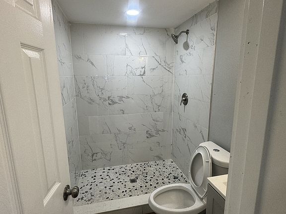 5th image of 207 Milton Rd
