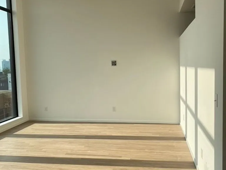 806 Olympic St #511 — Photo 17