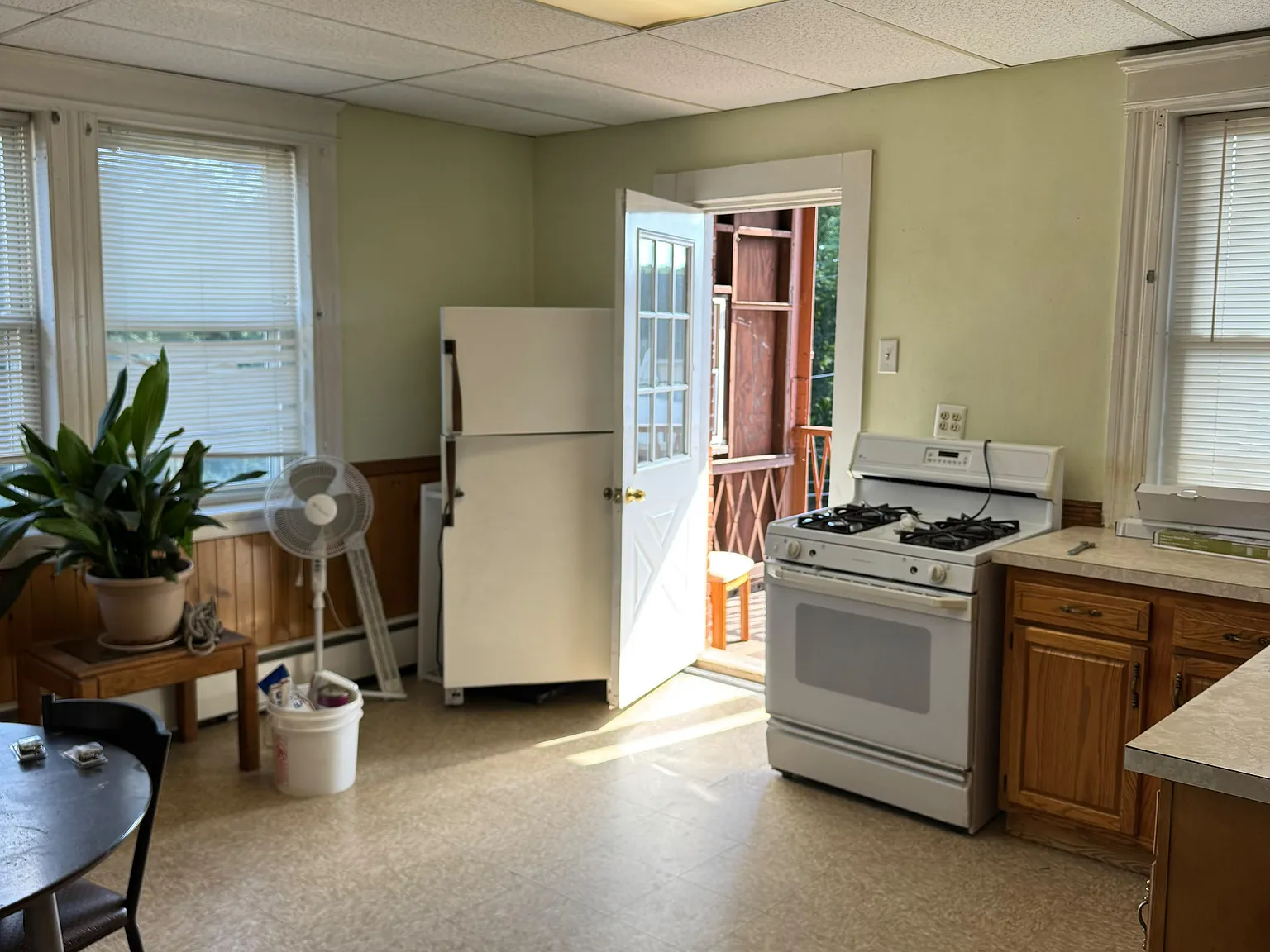 1318 N Main St — Photo 2