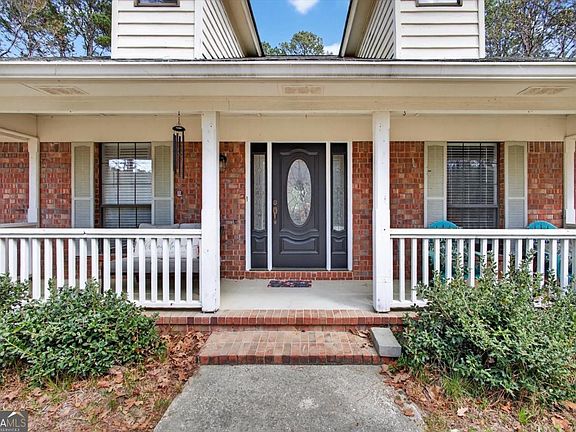 5th image of 560 Log Landing Rd