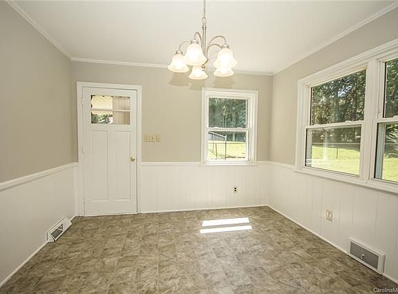 5th image of 504 Eastway Ave