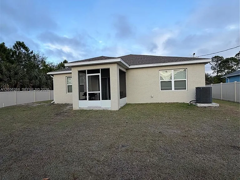 383 Hanford Rd SW — Photo 16