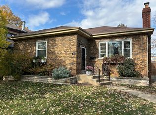 68 Lawton Rd, Riverside, IL 60546