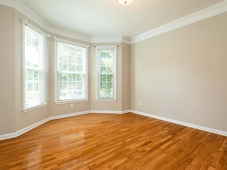 225 Heritage Lake Dr — Photo 19