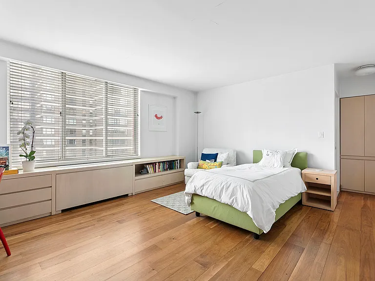 420 E 58th St #23BC — Photo 4