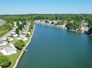 520 Eagle Cir, Elyria, OH 44035