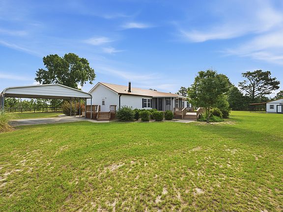 3rd image of 685 Centerwood Rd