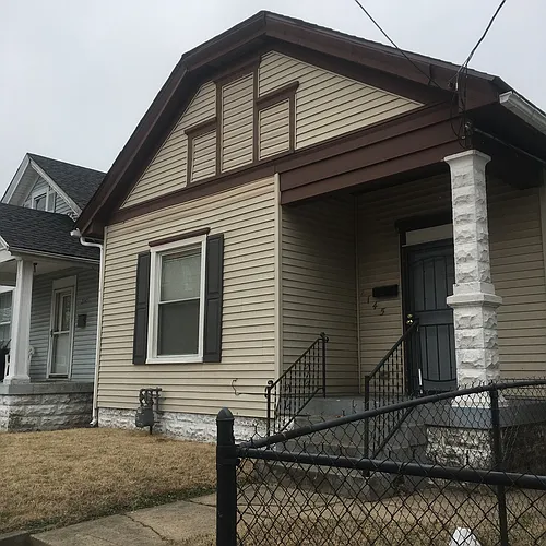 2145 Bank St Photo 1