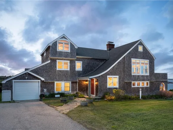 2 Clarkes Village Rd, Jamestown, RI 02835