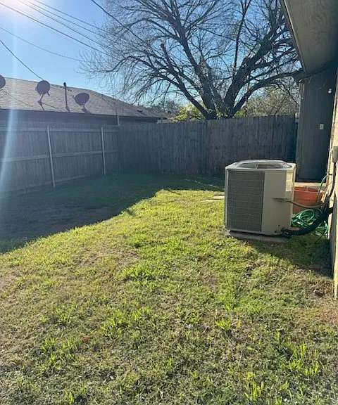 1714 Georgia St — Photo 9