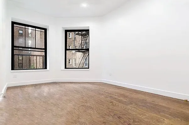 Rented by Rentall Group Inc | media 4