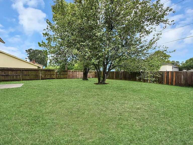16618 Lonesome Quail Dr — Photo 39