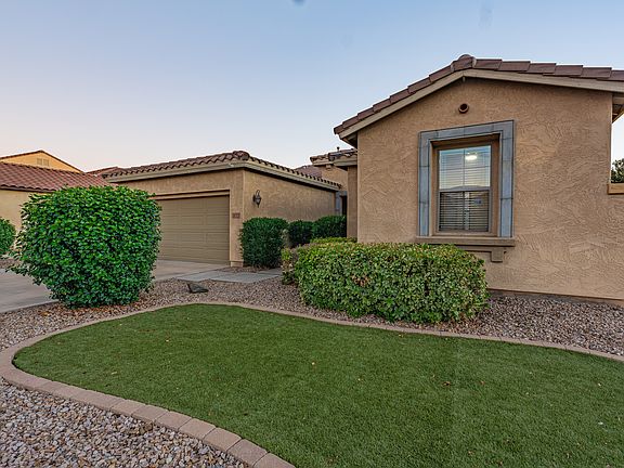 4th image of 453 W Lantana Pl