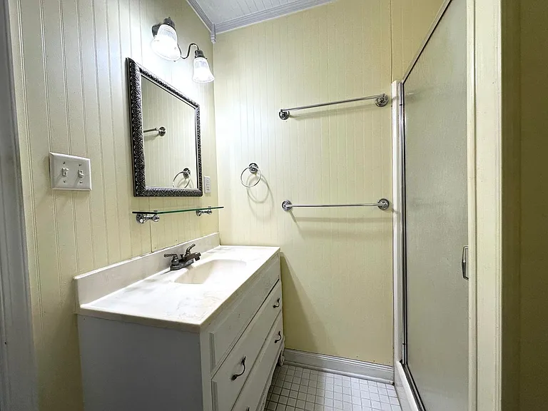 5518 Thompson Dr — Photo 14