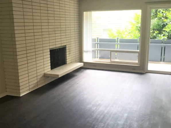 Nob Hill Apartments, 900 Nob Hill Ave N APT 204, Seattle, WA 98109