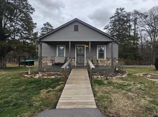 8004 Boruff Rd, Corryton, TN 37721