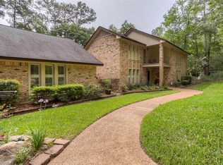 3783 Spring Dr, Huntsville, TX 77340