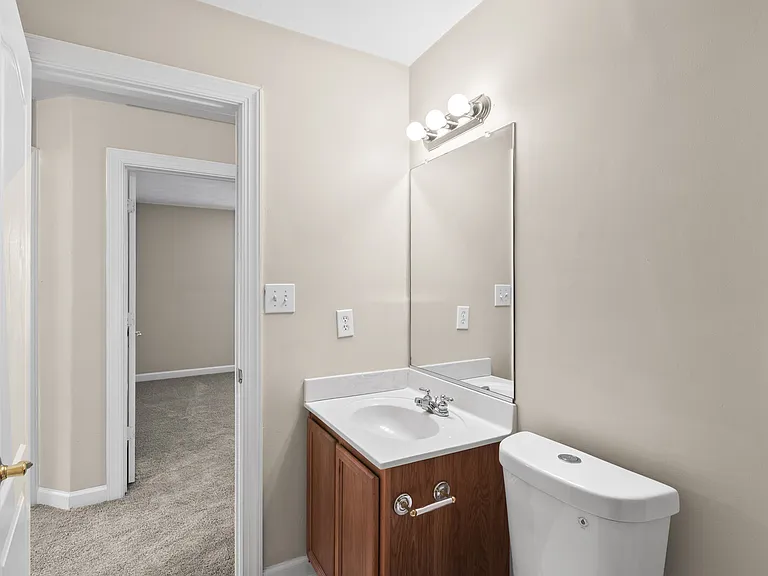 712 Tallahassee Dr — Photo 33