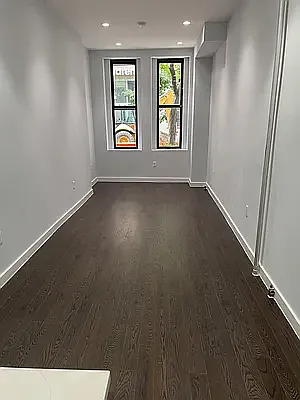 100 Charlton St #1 — Photo 1