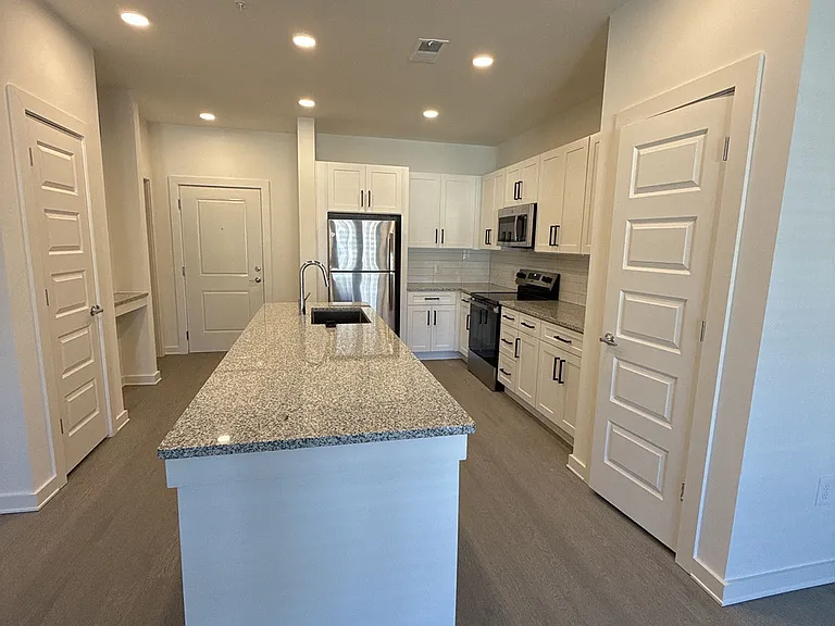 The Remy Apartments at LaGrange — Photo 68